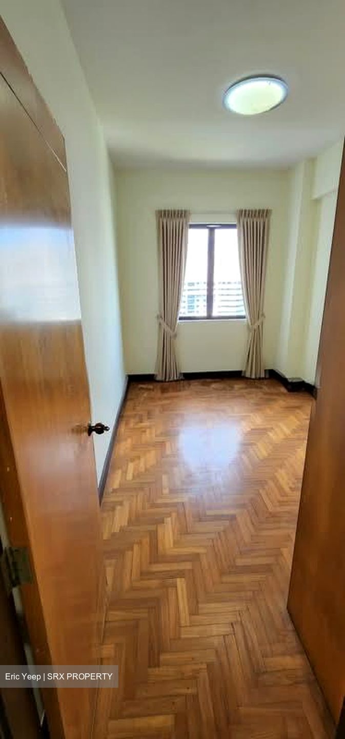 Regent Heights (D23), Condominium #561137271